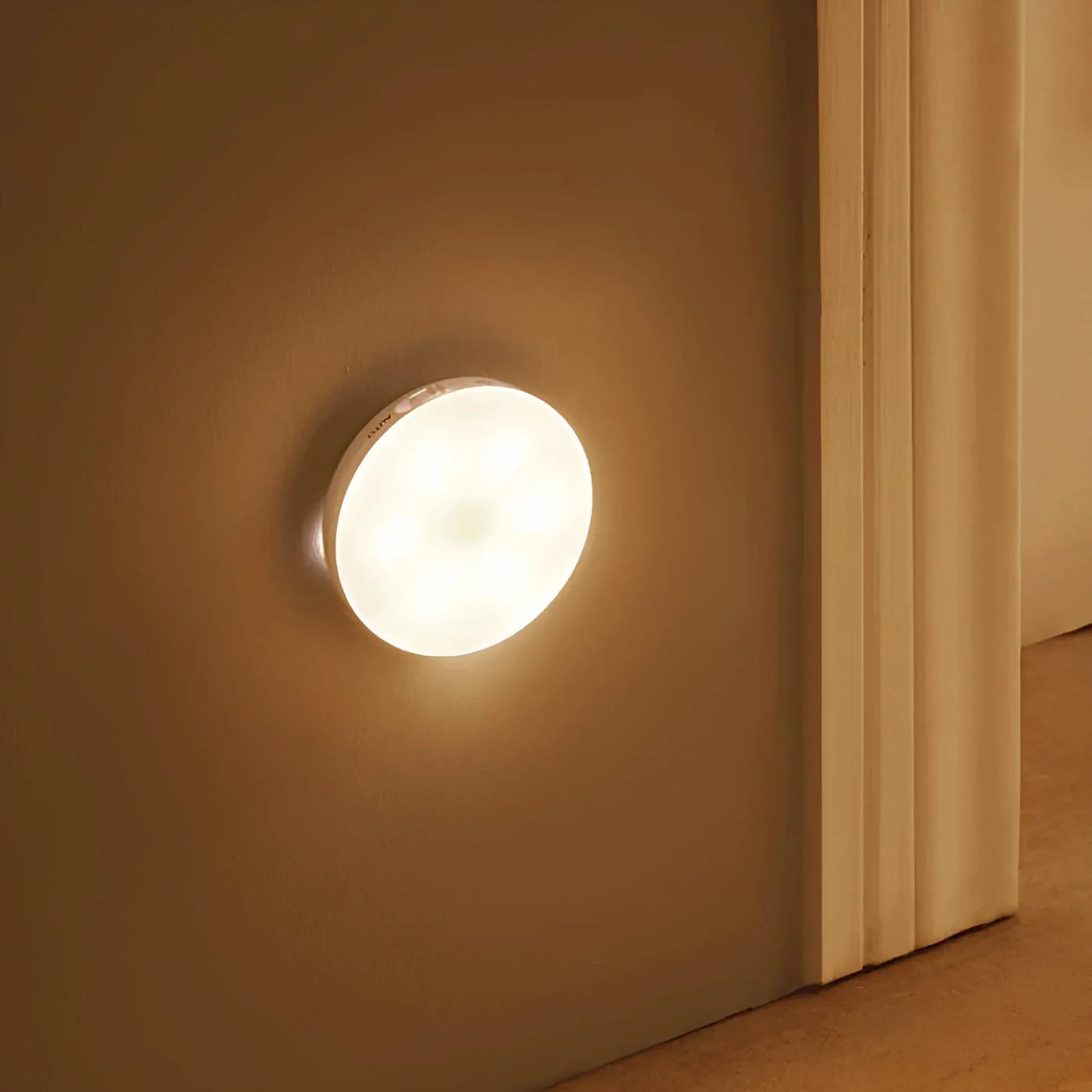 LumaEssence – Draadloze Wandlamp