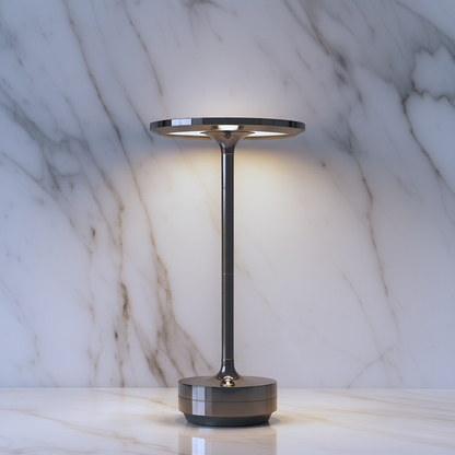 Een vleugje luxe in elk hoekje – de verfijnde Liora tafellamp